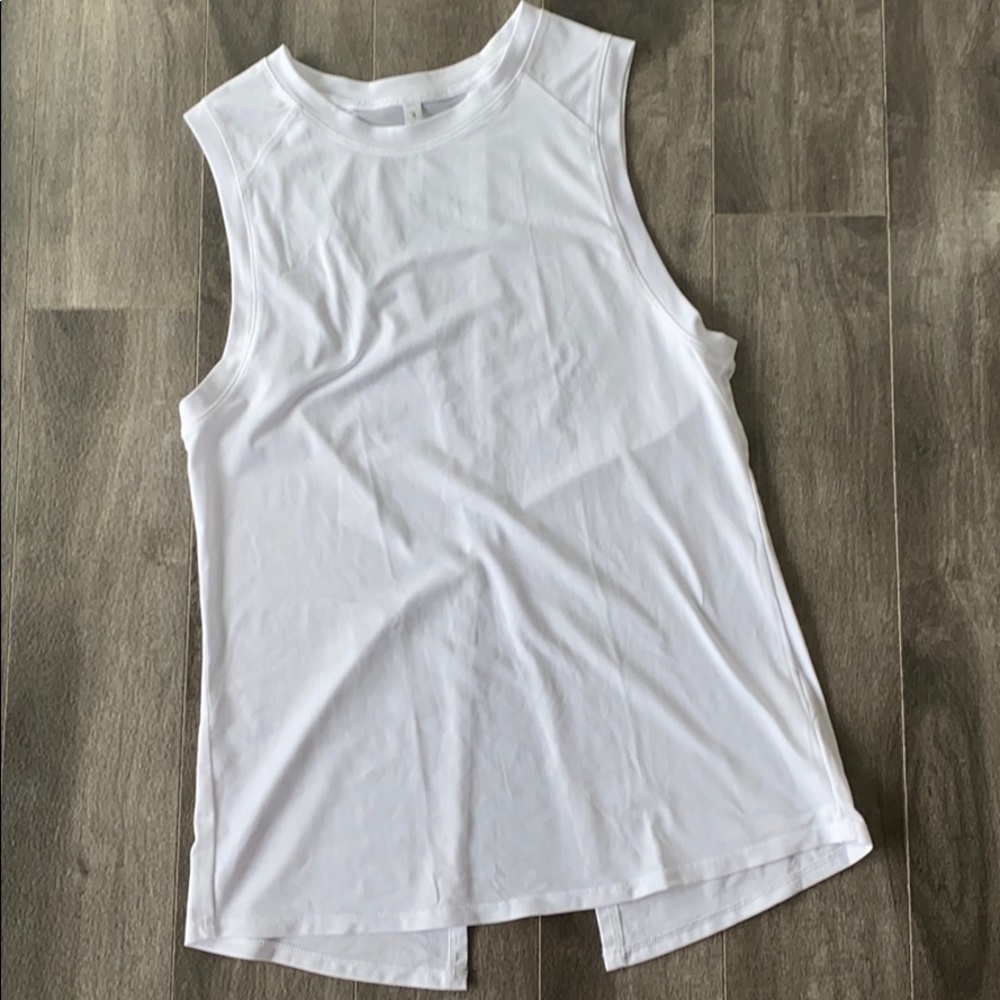 Women’s Fabletics workout top